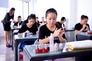 美甲培训班课程